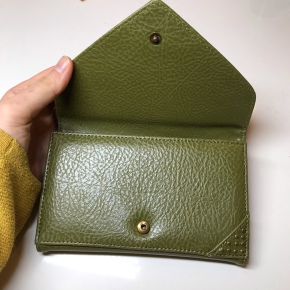 Matt & Nat Wallet - Picture 4 of 9